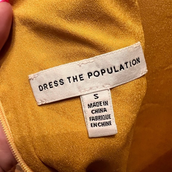 DRESS THE POPULATION Marigold Eyelet yellow DRESS open back - Picture 6 of 12